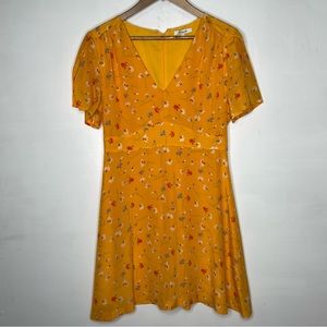 Madewell yellow silk floral sundress V-neck back zip Flutter sleeve
